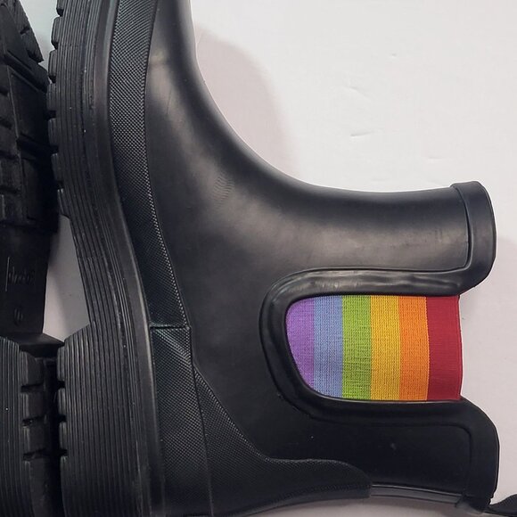 Chooka Black Rainboot LGBTQ+ Pride Eastlake Chelsea Boot Women's Size 7 - Picture 4 of 8